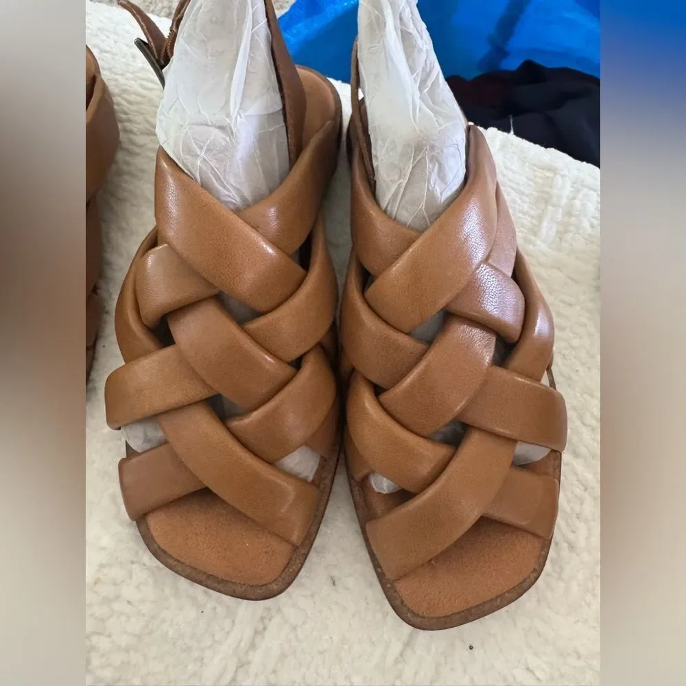 Kelsi Dagger | NEW! Brooklyn Turnstyle Sandals